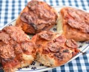 Pizzaboller - nem foccacia pizza til madpakken