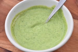 Ramsløgscreme med mozzarella - nem opskrift