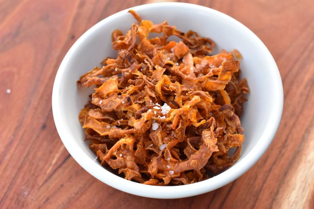 Gulerodschips i airfryer opskrift - rodfrugtchips