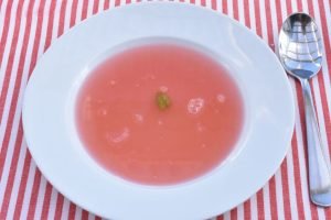 Rabarbersuppe opskrift - kold rabarbersuppe