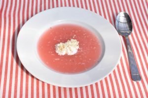Rabarbersuppe opskrift - kold rabarbersuppe