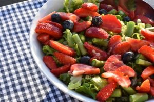 Salat med jordbær & asparges - nem jordbærsalat