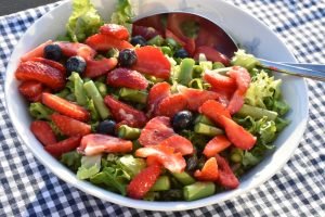 Salat med jordbær & asparges - nem jordbærsalat