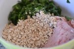 Kyllingefrikadeller med spinat & havregryn
