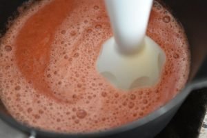 Jordbærsovs - nem frugtsovs til is & dessert