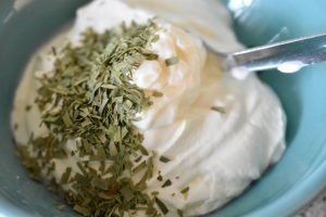 Bearnaise kartoffelsalat med estragon dressing