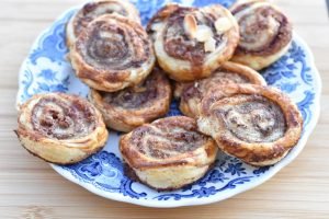 Kanelsnegle med færdig butterdej - nemme