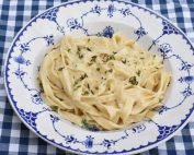Pasta Alfredo - nem cremet pastaret med fløde
