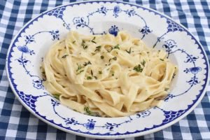 Pasta Alfredo - nem cremet pastaret med fløde