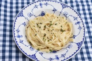 Pasta Alfredo - nem cremet pastaret med fløde
