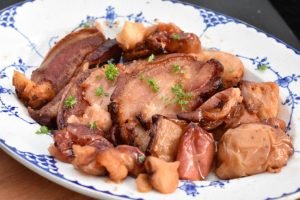 Æbleflæsk i airfryer - baconsteg med æbler