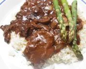Mørbrad stroganoff med svinemørbrad - opskrift