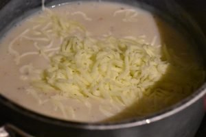 Mornaysauce opskrift - hjemmelavet ostesovs