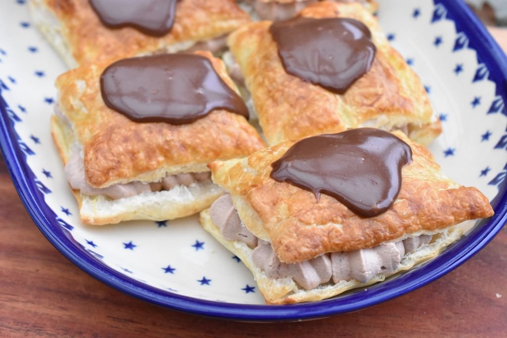 Fastelavnsboller af butterdej med Nutella