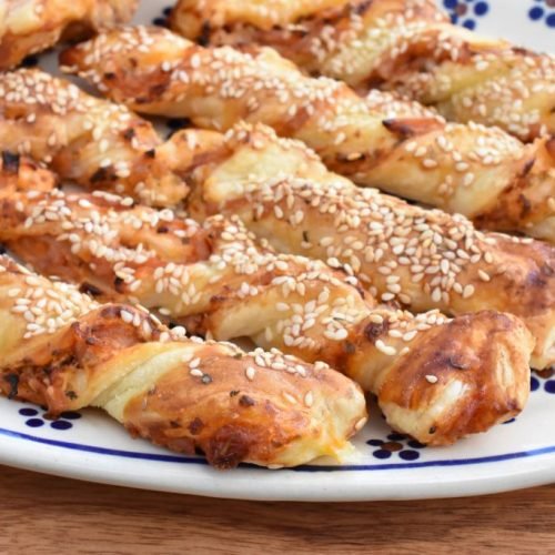 Pizza twister -nem opskrift på butterdejs twister med skinke