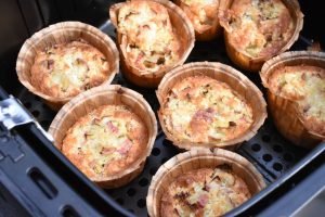 Rabarbermuffins i airfryer - svampede muffins