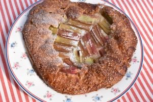 Rabarbergalette - nem opskrift på sprød galette med rabarber