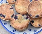 Solbærmuffins - nem opskrift på saftige muffins med solbær
