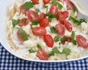 Kartoffelsalat med karry og sennep - god kold kartoffelsalat
