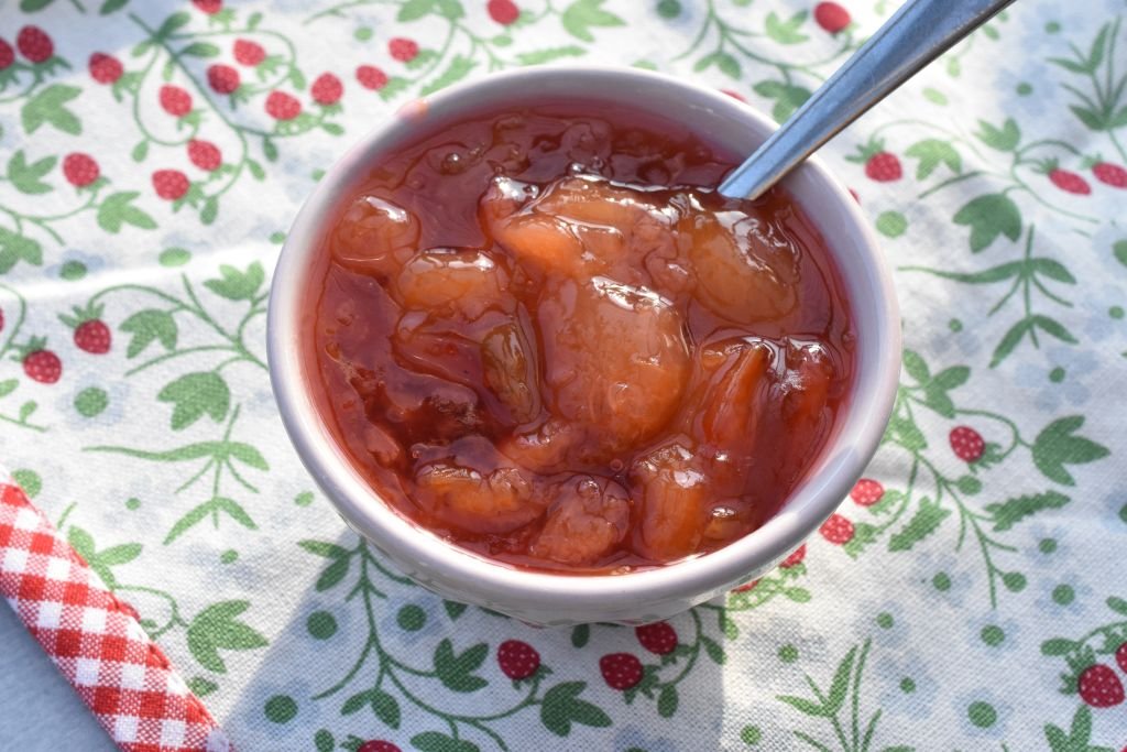 Blommekompot nem opskrift - til skyr, ost og brød