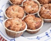 Blommemuffins med crumble topping