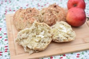 Grove æbleboller med havregryn - nem opskrift