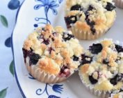 Blåbærmuffins med crumble - nem muffins opskrift