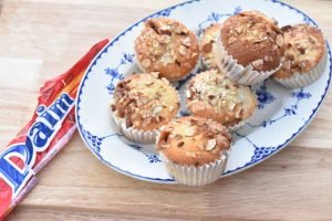 Daim muffins - nem muffin opskrift med Daim chokolade