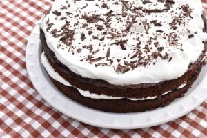 Rugbrødslagkage - opskrift på sønderjysk brødtorte
