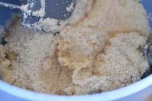 Glutenfri mandelsmåkager med kondenseret mælk - nem opskrift