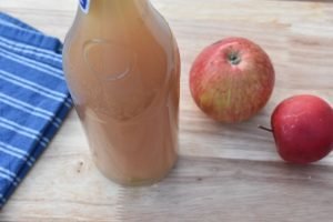 Æblesaft - nem opskrift på hjemmelavet saft med æbler