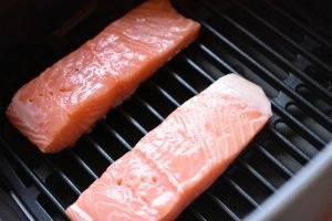 Laks i airfryer - nem opskrift på stegte laksestykker