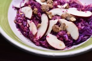 Æblesalat - nem opskrift på salat med æbler & dressing