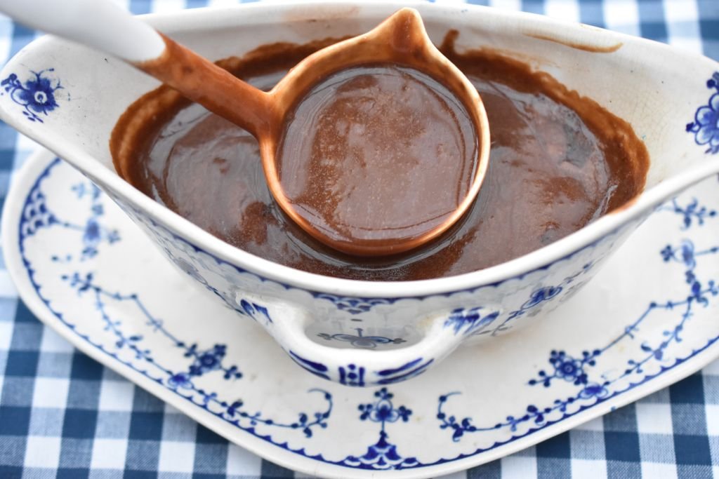 Brun sovs - nem opskrift på klassisk opbagt brun sauce