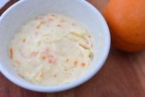 Appelsinsmørcreme til kage - opskrift