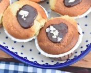 Saftige muffins med græsk yoghurt - opskrift