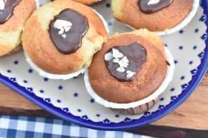 Saftige muffins med græsk yoghurt - opskrift