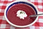 Rødbedesuppe - russisk borsjtj suppe med rødbeder - opskrift