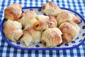 Mini pølsehorn - små pølsehorn med cocktailpølser