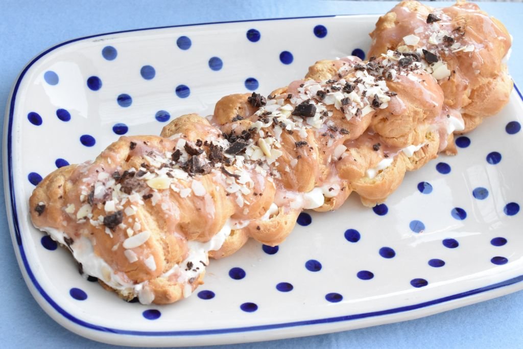 Fastelavnsbollestang - walesstang med konditorcreme