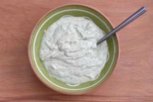 Ramsløg aioli - nem ramsløgsaioli med hvidløg