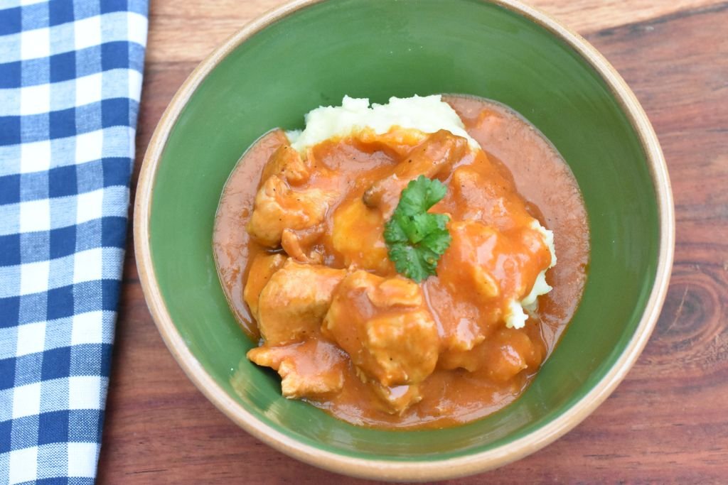 Kylling stroganoff - nem opskrift på gryderet med kylling