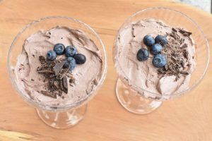 Chokolademousse med yoghurt - nem dessert med græsk yoghurt
