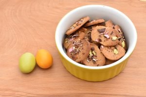 Påskespecier med vanilje – klassiske småkager med påskepynt