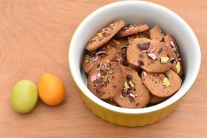 Påskespecier med vanilje – klassiske småkager med påskepynt