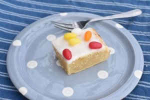 Påske citronsnitter - marcipankage med citron i bradepande