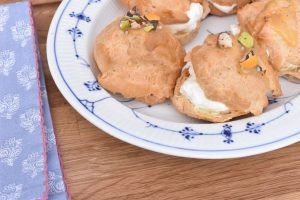 Påske vandbakkelser med citroncreme - nem opskrift