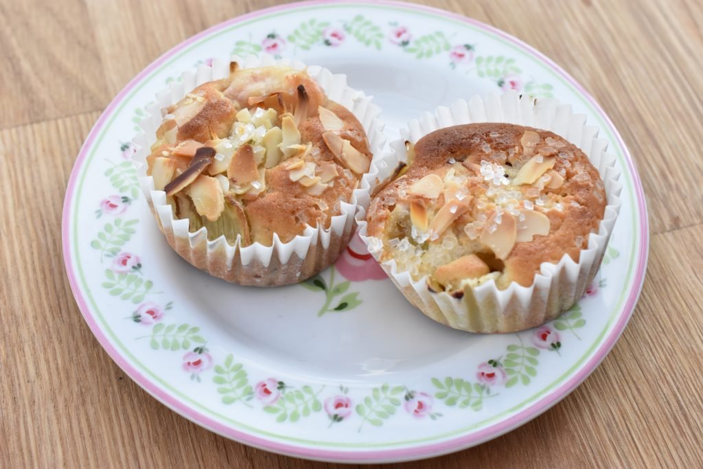 Ingefærmuffins med rabarber - lækre rabarbermuffins
