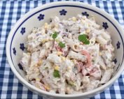 Pastasalat med tun og dressing - nem opskrift