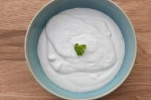 Fetadressing - nem opskrift på dressing med fetaost 